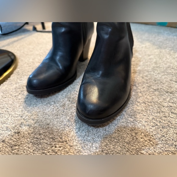Vera Wang Black Booties 9M - Picture 14 of 16